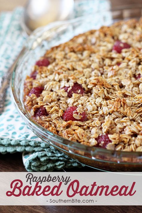 Switch up the boring breakfast routine with this amazing Raspberry Baked Oatmeal recipe!  It has all the great flavor of granola and you can add your favorite berries to suit your taste! Raspberry Baked Oatmeal, Best Tuna Salad Recipe, Raspberry Oatmeal, Baked Oatmeal Recipe, Baked Oatmeal Recipes, Breakfast Routine, Oatmeal Recipe, Baked Oatmeal, Oatmeal Recipes