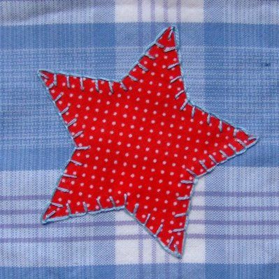 Here is an appliqued star. It is bond-a-webbed with blanket stitch edging. Christmas Lap Quilt, Sew Christmas, Star Applique, Christmas Quilt, Lap Quilt, Blanket Stitch, Christmas Fabric, Last Post, Baby Crafts