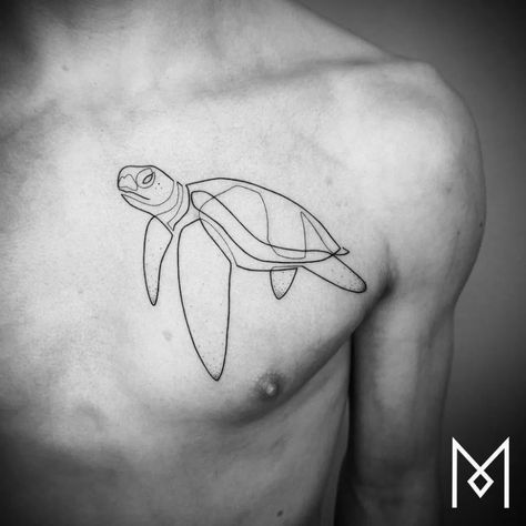 These Minimalist Tattoos are Made With a Single Line - Layerbag Minimalist Cat Tattoo, Tortoise Tattoo, Germany Tattoo, German Tattoo, Mo Ganji, One Line Tattoo, Turtle Tattoo Designs, Petit Tattoo, Single Line Tattoo