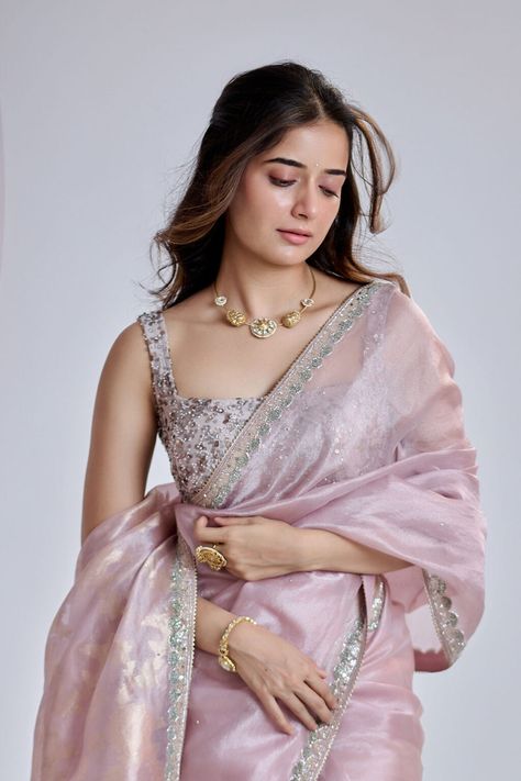 Ashika Ranganath, Pengantin India, Sarees For Girls, Simple Saree Designs, New Saree Blouse Designs, Fashionable Saree Blouse Designs, Fancy Sarees Party Wear, Traditional Indian Dress, Desi Fashion Casual