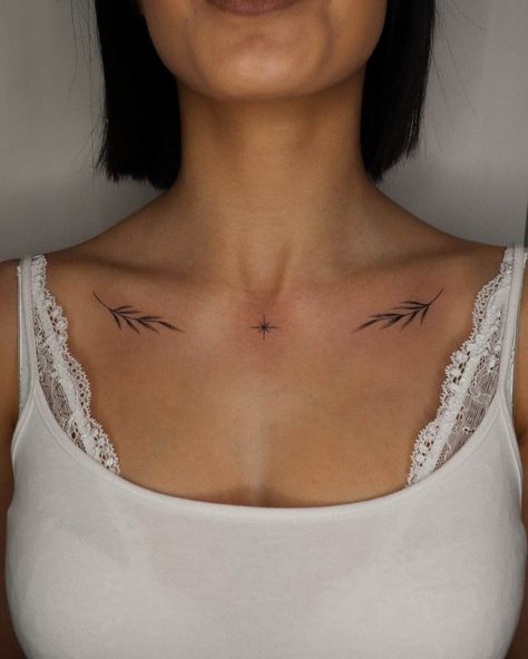 Symbole Tattoo, Bone Tattoos, Small Pretty Tattoos, Tato Lengan, Red Ink Tattoos, Shoulder Tattoos For Women, Small Hand Tattoos, Collar Bone Tattoo, Classy Tattoos