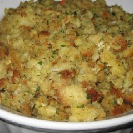 Thanksgiving Stuffing (Cheat! Using Stove Top) Recipe - (4.2/5) Stove Top Stuffing, Stuffing Recipes For Thanksgiving, Stove Top Recipes, Thanksgiving Stuffing, Dessert Aux Fruits, Perfect Thanksgiving, Stuffing Recipes, Thanksgiving Menu, Holiday Cooking