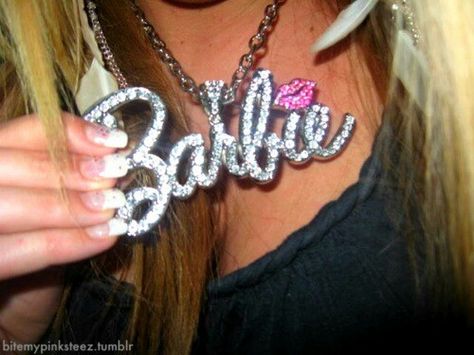 Barbie Trashy 2000s, Trashy Aesthetic, Trashy Y2k Aesthetic, 2000s Jewelry, Barbie Necklace, Y2k Mcbling, Mcbling Fashion, Barbie Aesthetic, Trashy Y2k