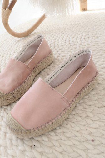 Fall Fashion Shoes, Flat Espadrille, Girly Photography, Natural Linen, New Items, Soft Leather, Fashion Shoes, Espadrilles, Autumn Fashion