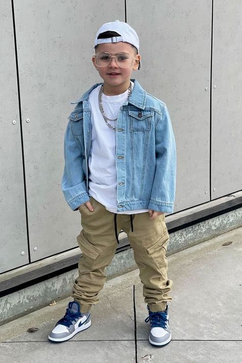 Pants good size pure azone or even size dolls Boys Fashion 2024, First Day Of School Outfit Boy, Boys Cargo Pants Outfits, Kids 80s Outfit Ideas Boys, Boys Back To School Outfits, Fashion Boy Style, Outfits For Boys Kids, Boys Winter Outfits, Little Boys Outfits