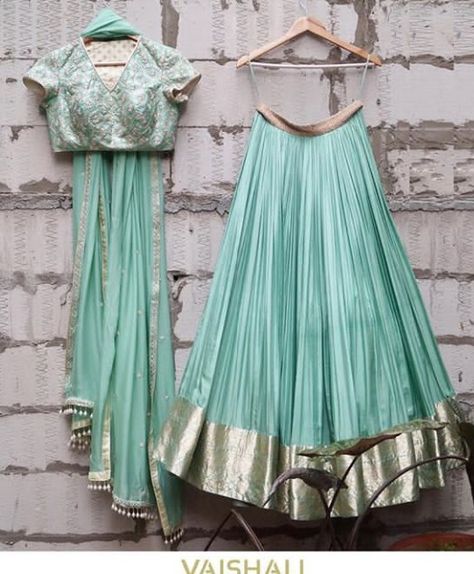 Light Colour Lehenga, Light Blue Lehenga, Beautiful Lehengas, Lehenga Color Combinations, Lehenga Skirts, Simple Lehenga, Lehenga Saree Design, Blouse Designs Catalogue, Saree Wearing Styles