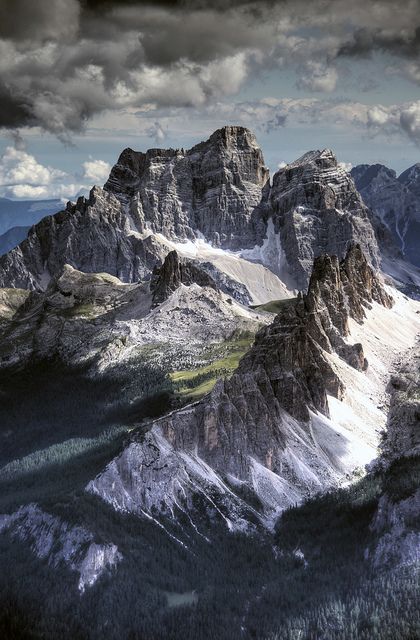 Dolomites, Italy.  Photo: mariusz kluzniak, via Flickr 숲 사진, European Road Trip, Dolomites Italy, Jaime Lannister, Belle Nature, Have Inspiration, Arya Stark, Alam Yang Indah, Albania