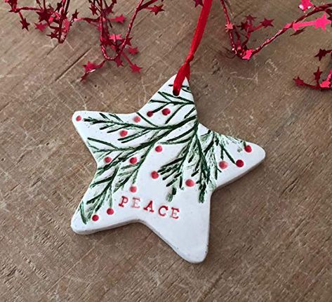 Flood Cookies, Diy Keramik, Star Ceramic, Decoration Nature, Peace Christmas, Ceramic Star, Ornament Ceramic, Clay Christmas Decorations, Ceramic Christmas Decorations