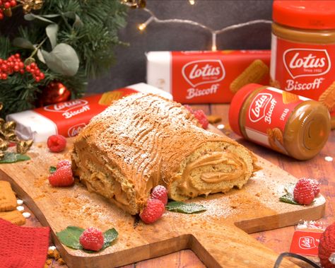 Lotus Biscoff Spread, Christmas Yule Log, Biscoff Biscuits, Biscoff Spread, Biscoff Cookies, Lotus Biscoff, Yule Log, Silicon Utensils, Table Centrepiece