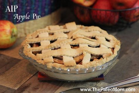 Aip Apple Pie, Aip Pumpkin, Aip Sweets, Paleo Apple Pie, Gluten Free Apple Pie, Paleo Mom, Autoimmune Paleo Recipes, Aip Paleo Recipes, Aip Desserts