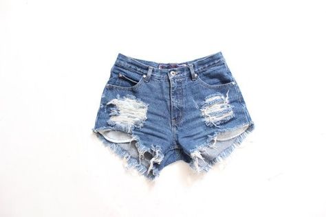 b147a61c1d07c1c999560f62add6dbc7desc43945635ri High School Dress Code Outfits, Jean Shorts Short, Ripped Jeans Shorts, Distressed High Waisted Shorts, Daisy Duke Shorts, Cute Country Outfits, Jeans Outfit Summer, Ripped Jean Shorts, Ripped Shorts