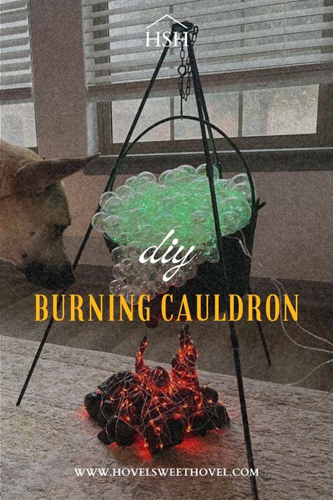 diy halloween, diy halloween decor, diy halloween prop, diy halloween burning coals, diy halloween witches brew Burning Skull, Bubbling Cauldron, Witch Diy, Witches Cauldron, Corner Decor, Halloween Yard Decorations, Create Diy, Halloween Table, Diy Lighting