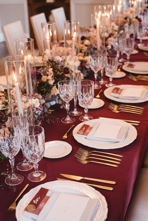 Wine Red Table Setting, Maroon Wedding Table Settings, Quinceañera Table, Red Table Settings, Red Tablecloth, Wedding Table Linens, Maroon Wedding, Florals Wedding, Long Dining Table