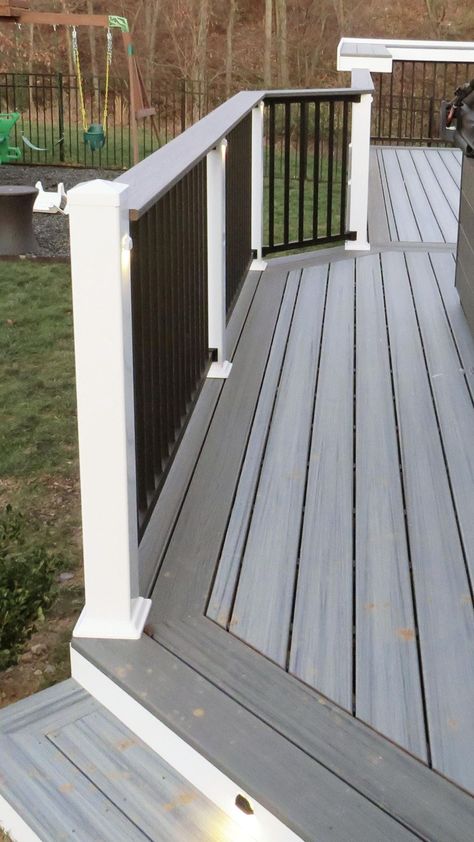 Grey Trex Deck With Black Railing, Deck With Picture Frame Border, Double Picture Frame Deck, Trex Porch Ideas, Grey Decking Ideas, Deck Color Schemes, Picture Frame Deck, Trex Steps, Trex Porch