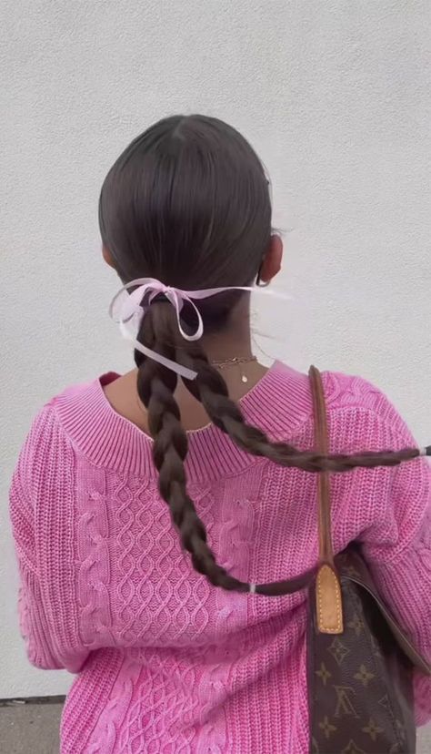 half up half down, easy half up, easy bun hairstyle, Half-Up with Claw Clips, cute hairstyle, claw clip hairstyle, bubble ponytail, everyday hairstyle, easy bun hair do, ponytail Easy Double Braids, Spencer Barbosa Outfits, Braids With Pink, Coquette Hairstyles, Adorable Hairstyles, Double Braids, Picture Day Hair, Slick Ponytail, Preppy Hairstyles