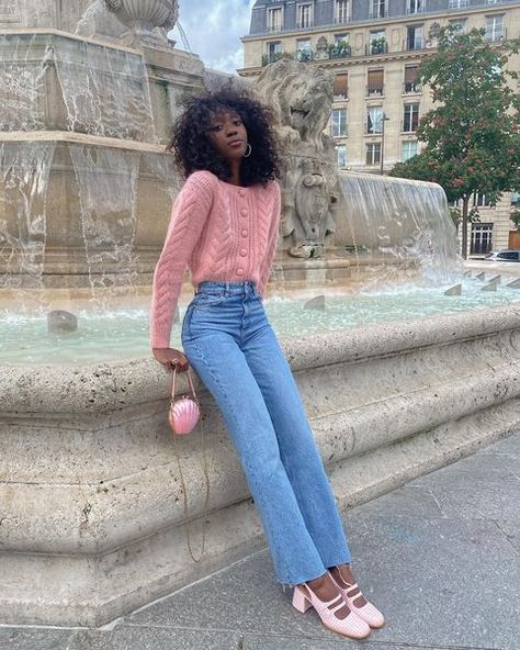 Emmanuelle Koffi on Instagram: “All pink everything 💗🌸” Red Mary Jane Outfit Ideas, Pink Mary Janes Outfit, Heeled Mary Jane Outfits, Mary Janes Outfit Ideas, Mary Jane Heels Outfit, Brunch Outfit Autumn, Fall Fashion Staples, Jeans Heels Outfit, Cute Sweater Outfits