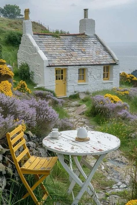 Irish Cottage Kitchen, Irish Homes Interior, Irish Cottages, Cottage Vibes, French Holiday, Enchanted Gardens, Gorgeous Homes, Irish Cottage, Cottage By The Sea