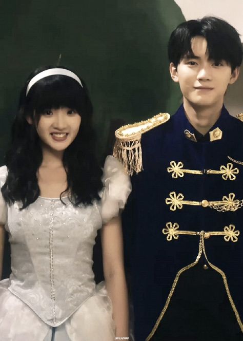 “When I Fly Towards You” (2023) 💞 Zhou Yi Ran & Zhang Miao Yi as the adorable forever couple: Zhang Lu Rang & Su Zai Zai 🥰 High School life together: Prince and his Cinderella 💖 A photo was taken afterwards 📸 Zhang Miao Yi, High School Couples, Cinderella Prince, High School Drama, High School Romance, Flying Together, Japanese Art Prints, High School Life, Hidden Love