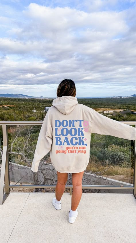 Hoodies With Sayings On Back, Quote Hoodies Aesthetic, Hoodies With Messages On The Back, Diy Hoodie Design Cricut, Htv Hoodie Ideas, Sweatshirts With Words On The Back, Trending Hoodies 2023, Cricket Hoodie Ideas, Trendy Sweatshirts Hoodie