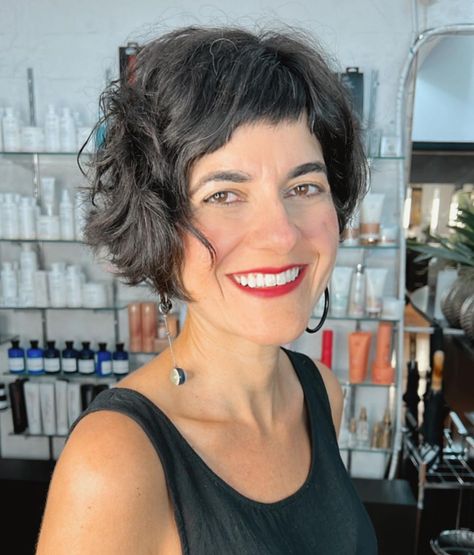 Short Wavy Bob Shag with Micro Bangs Shaggy Wavy Hair Short, Micro Bob With Bangs, Shag With Micro Bangs, Super Short Bangs, Shaggy French Bob, Bob With Micro Bangs, Short Wavy Bob With Bangs, Shag Short Hair, Shaggy Hairstyles For Fine Hair