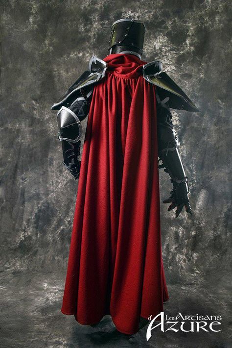 The Black Knight - Fire Emblem | Cosplay | Les Artisans d'Azure Knight With Cape, Armor With Cape, Knight Cape, Wildberry Cookie, Fantasy Cape, Fire Emblem Cosplay, Knight Cosplay, The Black Knight, Armor Helmet