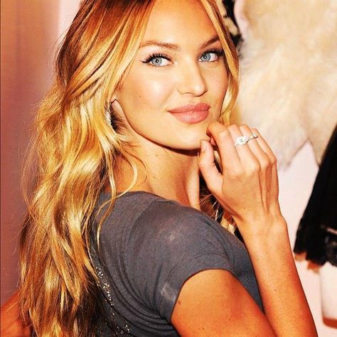 Young Candice Swanepoel, Candice Swanepoel Face, Super Models, African Models, Vs Models, Vs Angels, The Gazette, Candice Swanepoel, Perfect Hair