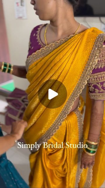 Vidhi Look For Bride, Navvari Sadi Pattern, Nauvari Saree Brides, Nauvari Saree Look, Kashta Saree, Nauvari Saree, Bridal Studio, Bridal Makeup Looks, Saree Look