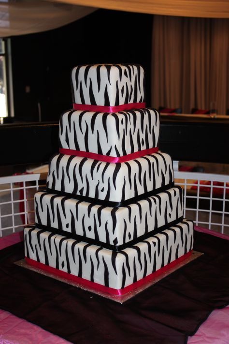 Zebra stripe wedding cake Wedding Ideas Purple, Striped Wedding Cake, Purple Zebra Print, Zebra Crossing, Purple Zebra, Shower Cakes, Zebra Print, Future Wedding, Wedding Decor