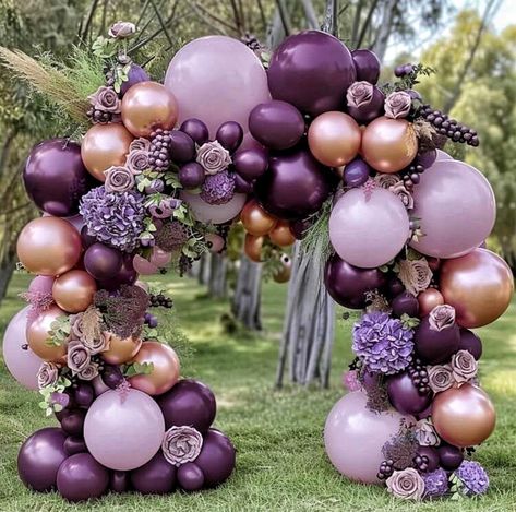 BURGUNDY PINK ROSE GOLD BALLOONS:  Our burgundy balloon garland kit Include:5'',12" and 18'' burgundy,retro pink,rose gold metallic latex balloons. Compared with single balloons, our double stuffed plum balloons are fuller and thicker in color and are not easy to pop, which will make the pink balloon garland more shinning and gorgeous and give your guests a deep impression in your party! If you want to make a rich maroon balloon garland, we recommend buying 2 packs of this balloon set PREMIUM QU Different Shades Of Purple Party, Maroon Balloon Garland, Burgundy Balloon Garland, Magenta Balloons, Purple Balloon Arch, Balloon Arch Ideas, Purple Balloon Garland, Rose Gold And Purple, Purple Table Settings