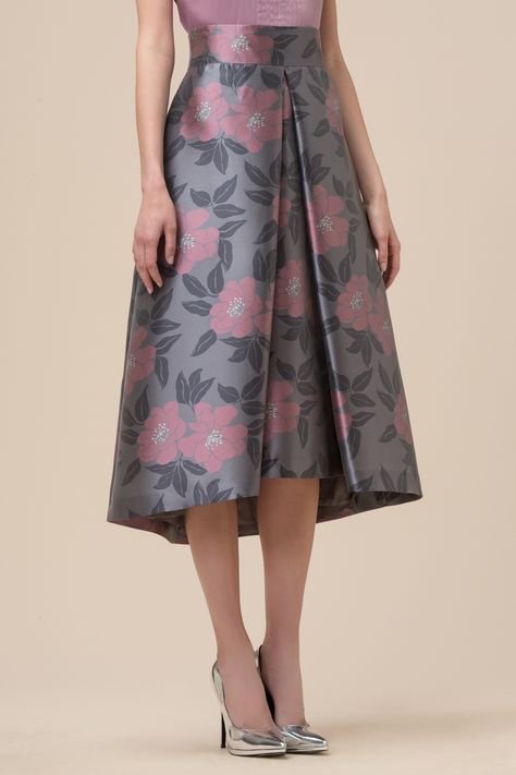 Floral print duchesse fabric skirt - Skirts & Shorts - Clothing Skirts Ideas, Mother Of Bride Dresses, Lashes Mascara, Silk Blouses, Eyeshadow Eyeliner, Mother Of Bride, Underbust Corset, Satin Blouses, Dresses Ideas