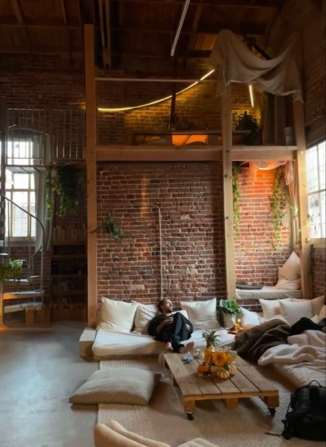 Apartment Aesthetic Loft, Aesthetic Loft, Loft Apartment Aesthetic, Loft Aesthetic, Brick Apartment, Nyc Loft, Aesthetic Dream, Style Apartment, Apartment Loft