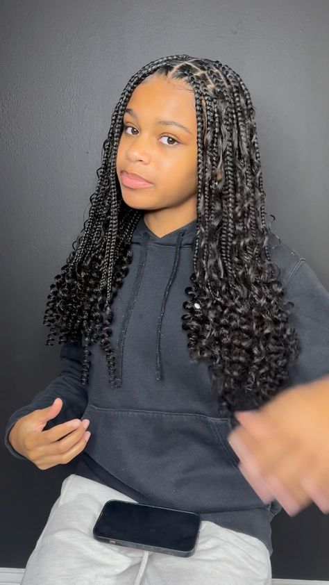 Kids & Adults Braids 🫶🏾✨ | Text (813)734-4763 To Book “MEDIUM BOHO KNOTLESS” 🤎 • • • • • #mediumbraids #mediumbohoknotlessbraids #kidsknotless #kidsknotlessbraids... | Instagram Boho Knotless Braids Big Parts, Small Boho Knotless Braids With Curly Ends, Large Knotless Braids Short, Boho Kids Braids, Boho Braids For Black Kids, Goddess Braids On Kids, Boho Braids On Kids, Boho Braids For Kids, Mid Back Length Braids