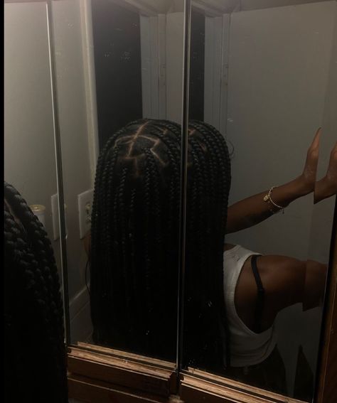 No Face Pics, Blue Natural Hair, Beautiful Photoshoot Ideas, Girls Mirror, Cute Box Braids Hairstyles, Protective Hairstyles Braids, Face Aesthetic, Self Portrait Poses, Pretty Braided Hairstyles