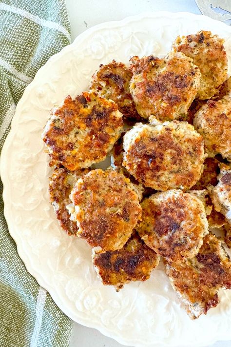 With this recipe for healthy turkey patties you can enjoy a delicious and satisfying spiced breakfast sausage in minutes - or make ahead and freeze for a wonderful meal-prep option! Not only are these patties easy to make and taste fantastic, but they are also packed with protein to fuel your day. Give yourself and your family a healthy and quick breakfast with this high protein addition to your breakfast menu. Turkey Patties Recipe, Turkey Sausage Recipes Healthy, Turkey Sausage Recipes, Turkey Patties, Turkey Breakfast Sausage, Breakfast Sausage Recipes, Recipe For Breakfast, Healthy Turkey, Patties Recipe