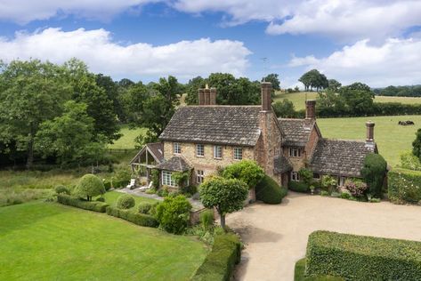 The country home of Percy Bysshe Shelley and his family comes up for sale, along with 111 rolling acres of Sussex - Country Life British Country, Countryside House, Country Houses, Georgian Homes, Country Side, English Country House, Country Estate, English Cottage, Sims House