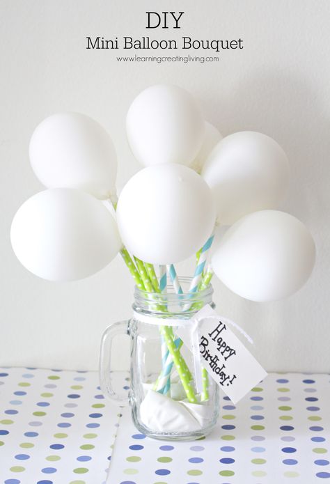 Restoration Beauty: DIY Mini Balloon Bouquet: THE PERFECT CENTERPIECE FOR ANY CELEBRATION!!{By Learning Creating Living} Mini Balloon Bouquet, Birthday Balloons Bouquet, Balloons On Sticks, Balloon Centerpieces Diy, Stick Centerpieces, Clear Balloons With Confetti, Balloons Bouquet, Balloon Bouquet Diy, Balloon Tassel