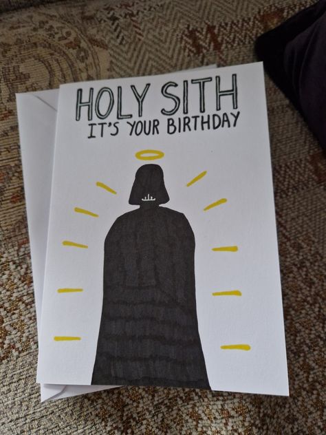 Starwars Birthday Quotes Funny, Starvwars Gifts, Darth Vader Birthday Cards, Star Wars Birthday Presents, Starwars Birthday Card Ideas, Diy Star Wars Gift, Star Wars Cards Handmade Happy Birthday, Starwars Birthday Card Diy, Star Wars Wrapping Ideas