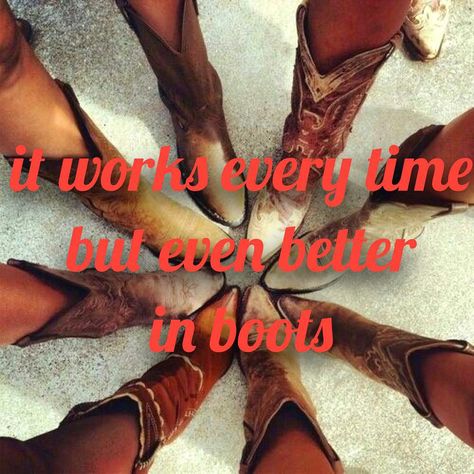 in't nothin' ever looked better in boots | Boots Aesthetic, Last Ride, Country Boots, Crochet Videos Tutorials, Southern Girl, Cow Boy, Outfit Look, Cowboy And Cowgirl, Crochet Videos