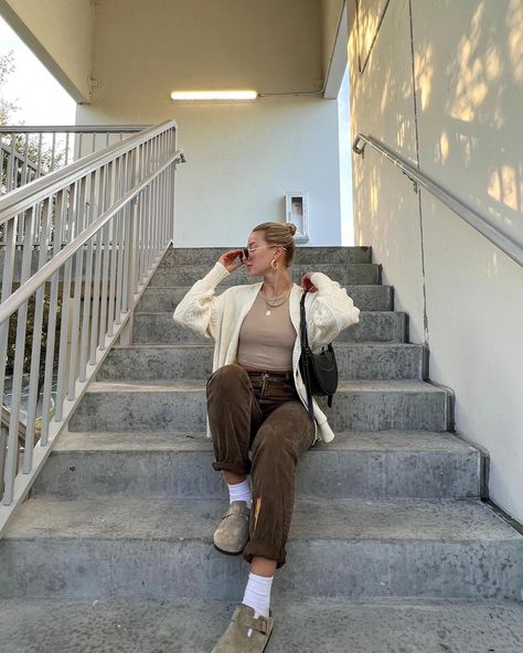 Office Outfits With Birkenstocks, Clogs Office Outfit, Birkenstock Boston Latte Cream, Beige Clogs Outfits, Boston Clogs Outfit Women, Taupe Boston Birkenstock Outfit, Mink Boston Birkenstock Outfit, Brown Boston Clogs Outfit, Burken Stocks Clogs Outfit