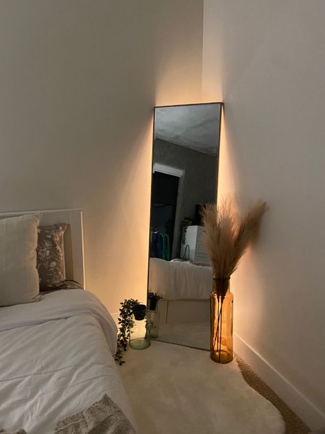 Pampas, mirror, sherpa, duvet, bedroom White Room Decor, Decor Studio, Dream Apartment Decor, Future Apartment Decor, Room Redesign, Dekorasi Kamar Tidur, Hiasan Bilik, Bilik Tidur, Redecorate Bedroom