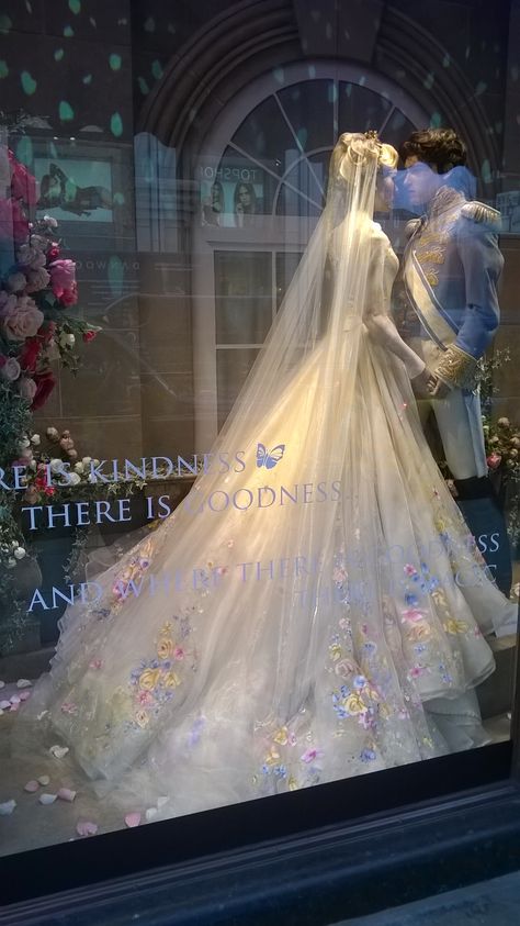 Cinderella Live Action Wedding Dress, Fairytale Wedding Dress Veaul, Disney Enchanted Giselle Wedding Dress, Cinderella 2015 Wedding Dress, Cinderella Live Action Dress Wedding, Elegant White Wedding Dress, Cinderella Themed Wedding, Tale Dress, Dark Green Wedding