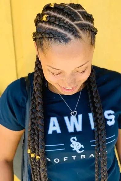 Cornrows Ideas, Sunkissed Hair, Cornrows Braids For Black Women, Cornrow Braids, Chunky Highlights, Mom Cut, Braided Hairstyles For Black Women Cornrows, Twisted Hair, Feed In Braids Hairstyles