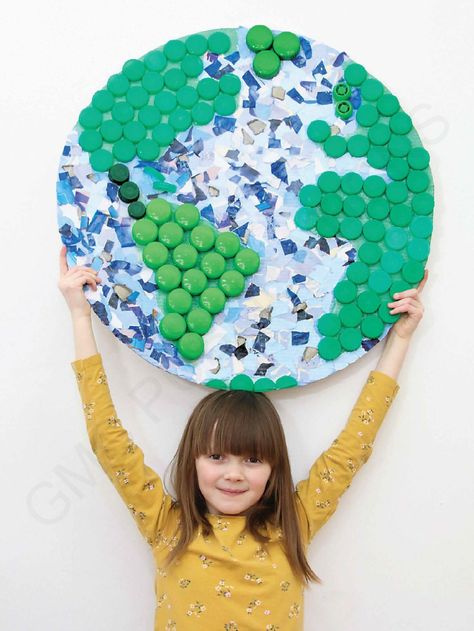 Recycling Ideas For School, Recycling Projects For School, Eco Friendly Art Projects, Earth Art Projects, Recycling Projects For Kids, Art Craft Kids, Eco Craft, Recycling Activities, Earth Craft