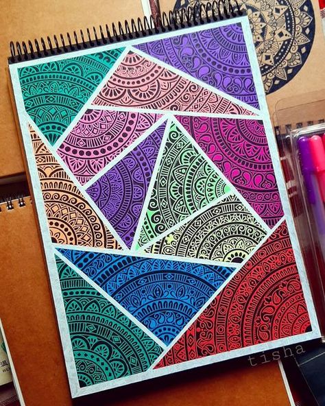 Geometric Design Painting, Aesthetic Pics To Draw, Mandala Art With Pencil Colour, Multi Colour Painting, Zentangle Mandala Art, Colour Sketches Drawing, Mandala Art Design Colour, Mandala Doodle Art Design, Mandala Art Drawing Creative