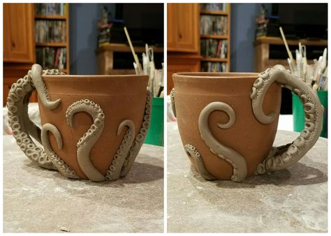 Greenware Octopus Mug Octopus Pottery Ideas, Pottery Octopus, Octopus Pottery, Diy Octopus, Ceramic Octopus, Octopus Mug, Novelty Cups, Pottery Animals, Sculpture Art Clay