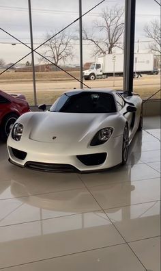 Xe Porsche, Mobil Drift, Car Organization, Car Hacks, Classy Cars, Fancy Cars, Porsche Cars, Pretty Cars, Expensive Cars