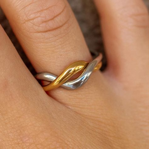 The most unique rings you've ever seen- the Wavy Two Tone Ring set! These irregular rings blend silver and 18k gold plated finishes for a never-seen before stunning, dainty ring set. 🤍 Unique & Trendy: Mixed metal jewelry is trending in 2024 🤍 Comfy 4 You: Pick from sizes US 5-8 🤍 Premium Quality: Tarnish-resistant, 18k gold plated for lasting shine. Add this chic two-tone set to your collection for everyday awe! 😍 * Refund Policy: You have 14 days after receiving the product to get all of y Mixed Metal Jewelry Rings, Mixed Metal Jewelry Layering, Mixed Metal Ring Stack, Mixed Metal Ring, Layering Ideas, Jewelry Stack, Minimalistic Jewelry, Two Tone Ring, Mixed Metal Rings