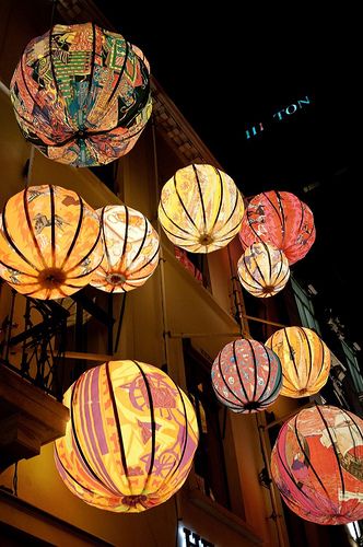 Hermes chinese lanterns | Would look nice in a backyard Bohemian setting. www.partysuppliesnow.com.au Chinese Lanterns, Japan Design, Paper Lanterns, Apartment Ideas, My New Room, Lantern Lights, Chinoiserie, Paper Lamp, Chandeliers