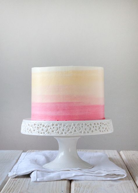 How to Ice a Cake - The Perfect Ombre Cake — Style Sweet Ice A Cake, Watercolor Cakes, Ombré Cake, Cake Magic, Caroline Rose, Watermelon Cake, Basic Cake, Watercolor Cake, Ombre Cake