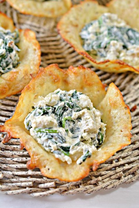 Keto Spinach Artichoke Dip Cheese Cups Keto Spinach Artichoke Dip, Keto Spinach Artichoke, Keto Finger Foods, Keto Spinach, Cheese Cups, Keto Cheese, Low Carb Appetizers, Spinach Artichoke Dip, Artichoke Dip